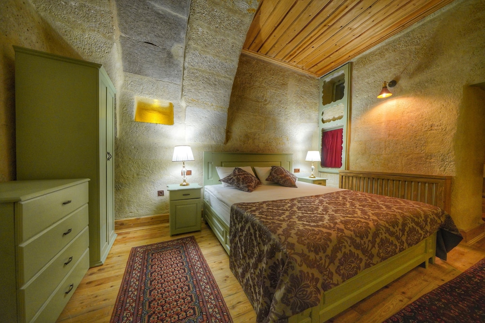Taka Ev Cave Hotel & Guest House 25/50