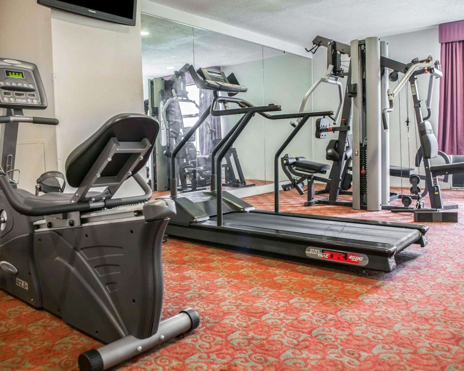 Lafayette Inn & Suites 24/48