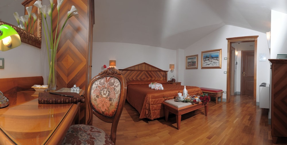 Hotel Al Grappolo d'Oro 42/68
