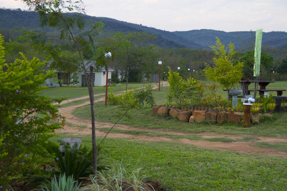 Sand River Cottages 37/45