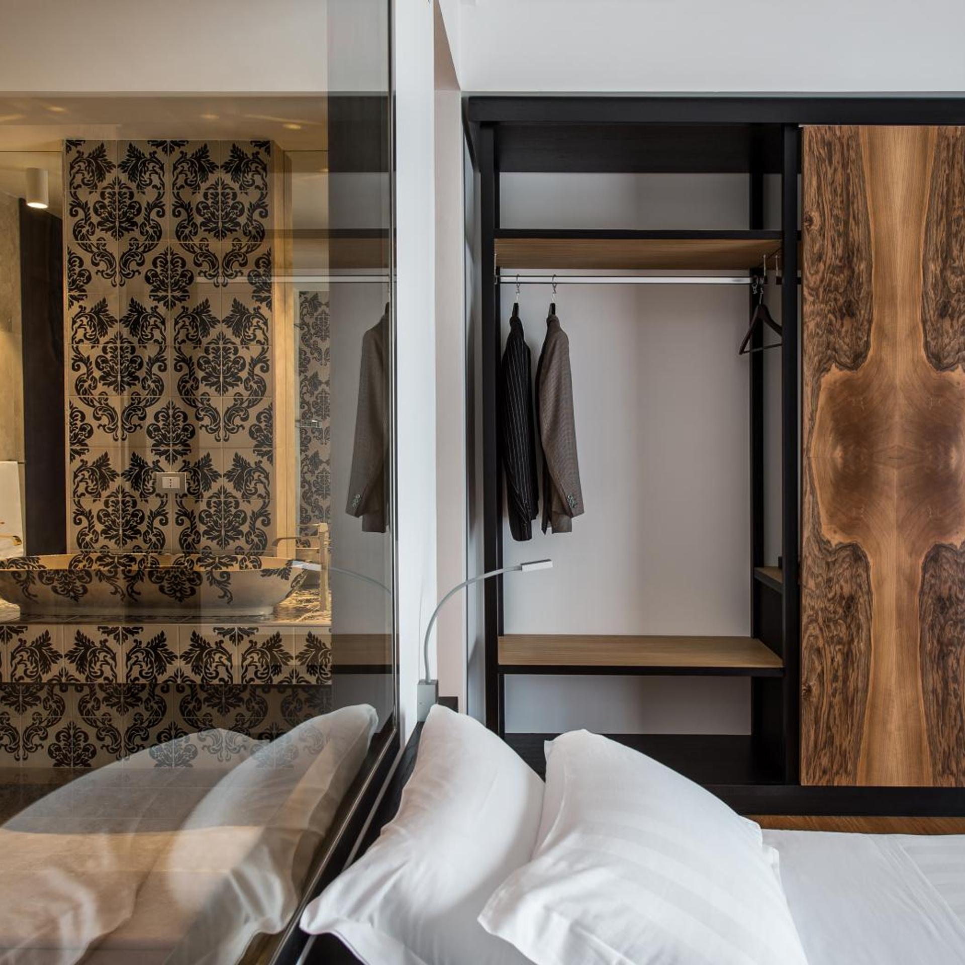 Luxury, Suite, Hot Tub