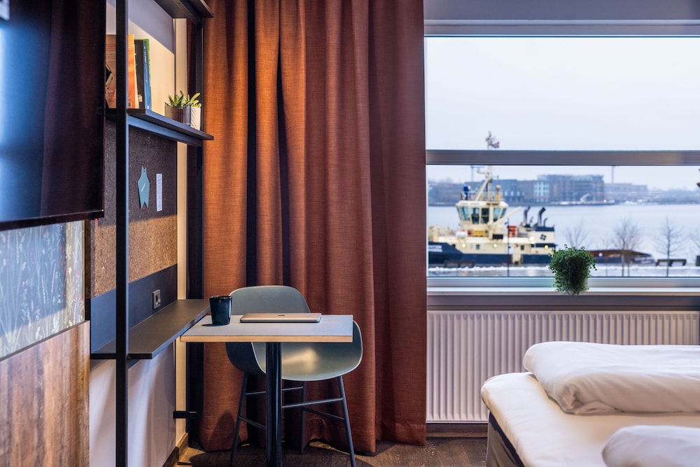 Pier 5 Hotel 29/64