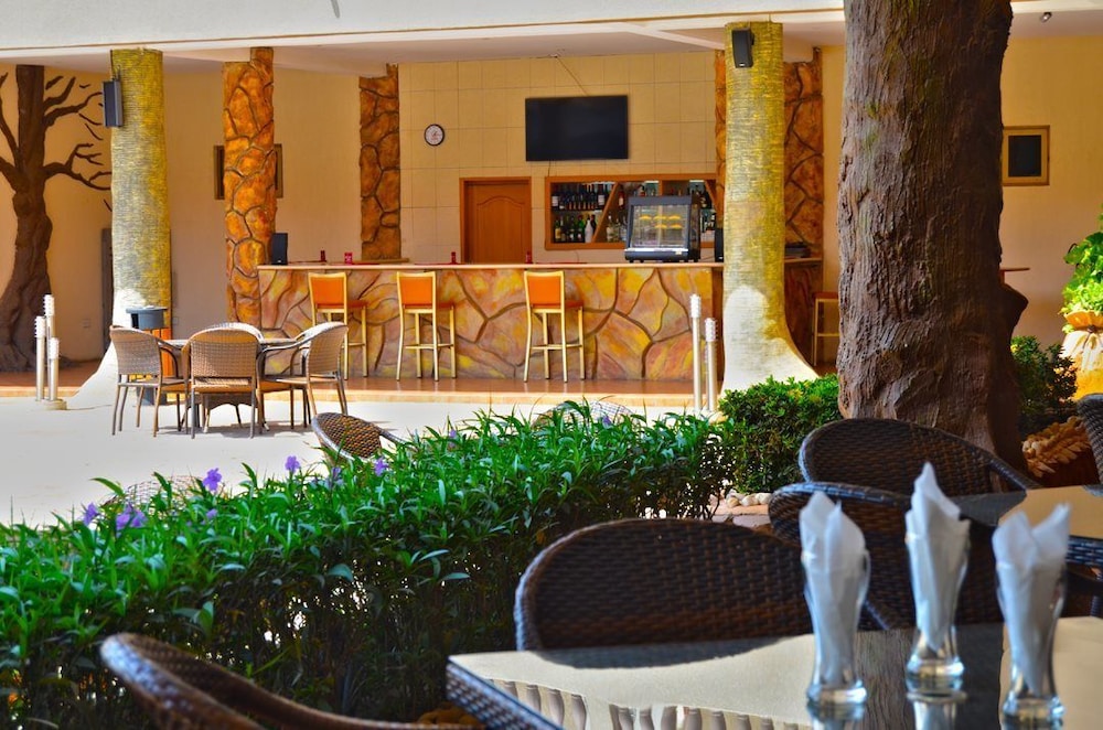 Mensvic Grand Hotel 53/53