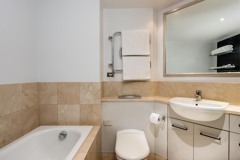 Avani Auckland Metropolis Residences 64/66