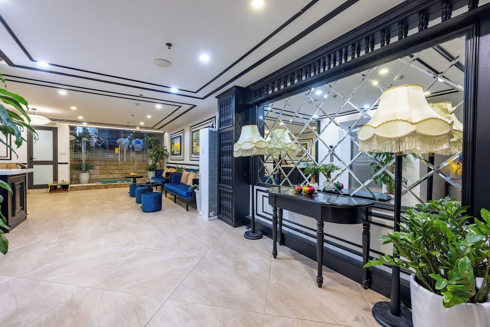 Hanoi Central Hotel & Residences 11/65