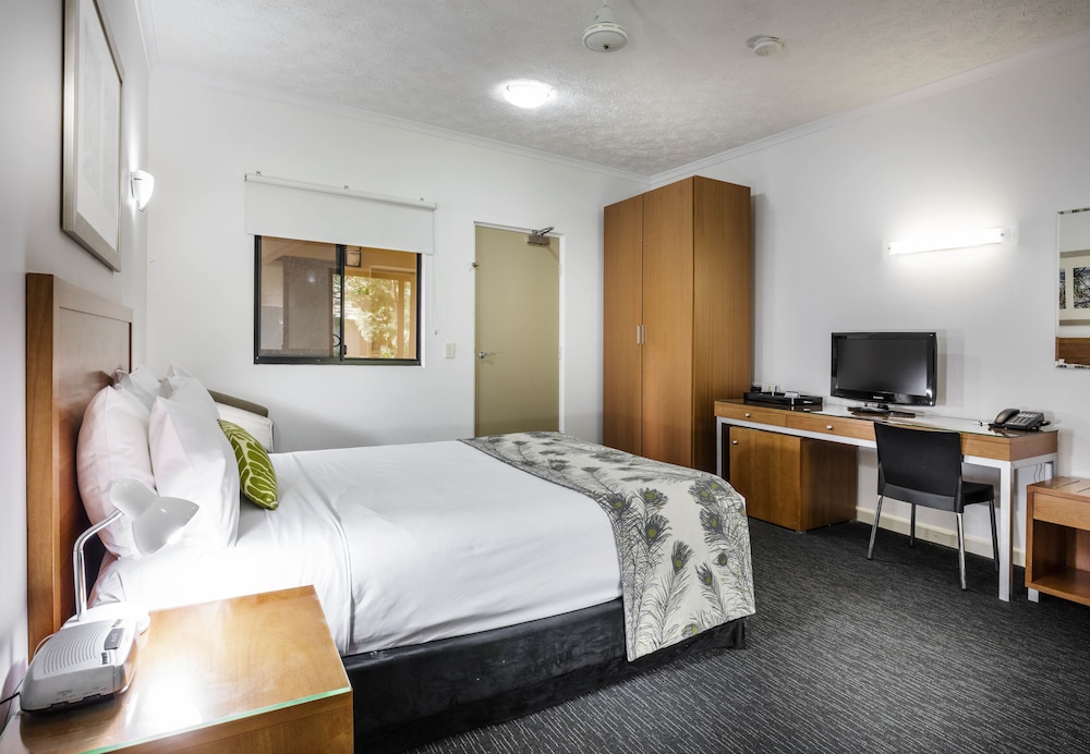 Mercure Darwin Airport Resort 25/83