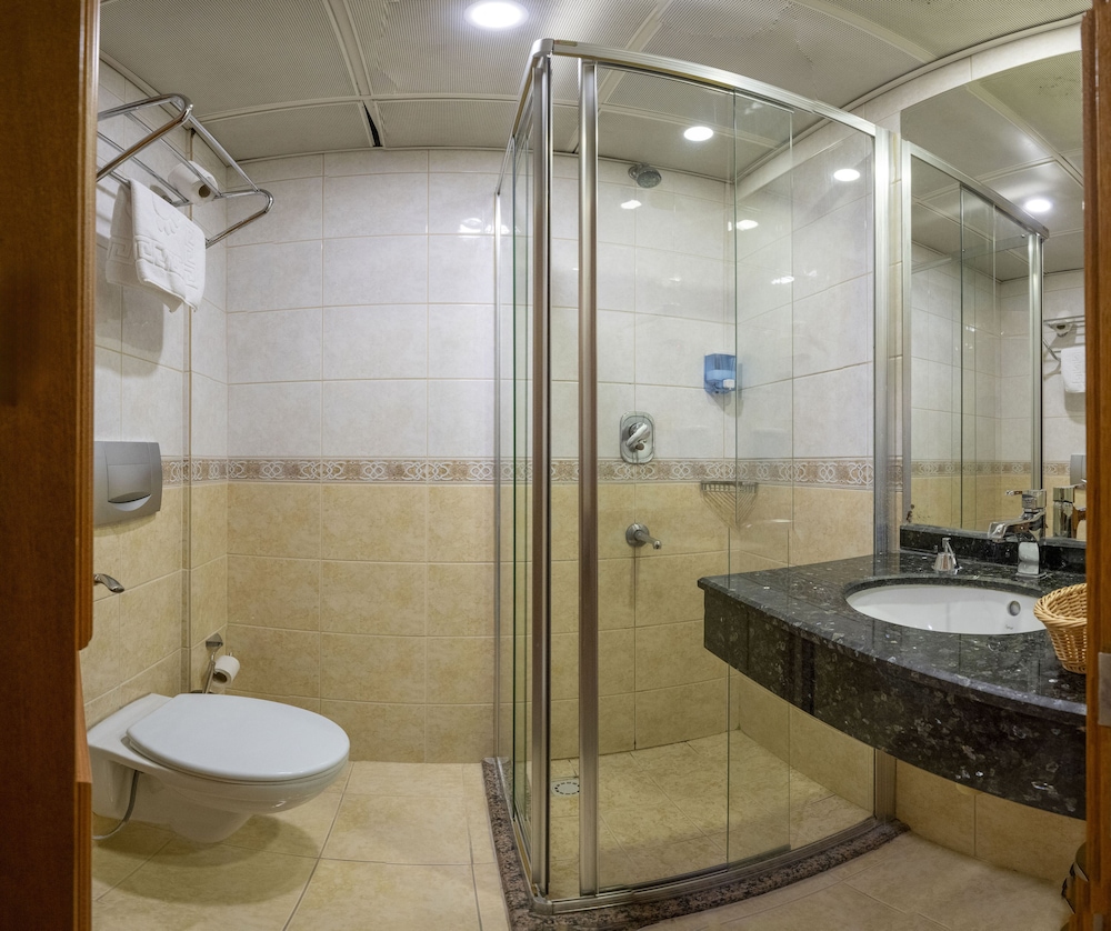 Dalan Hotel 53/57