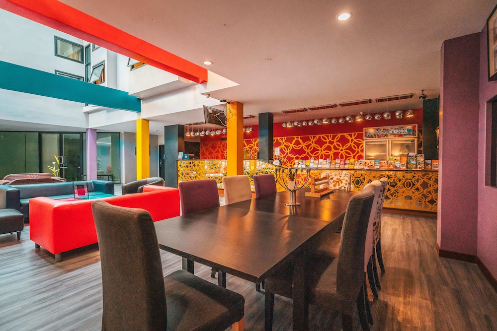 Behind the Scene Hotel Club At Samui 43/62