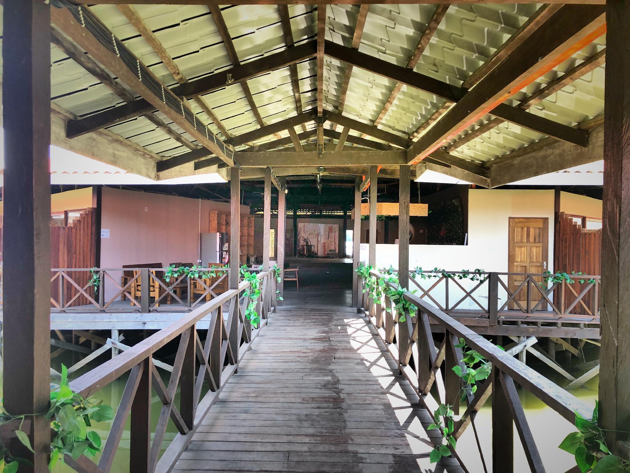 Gayang Friendly Water House Homestay 4/42