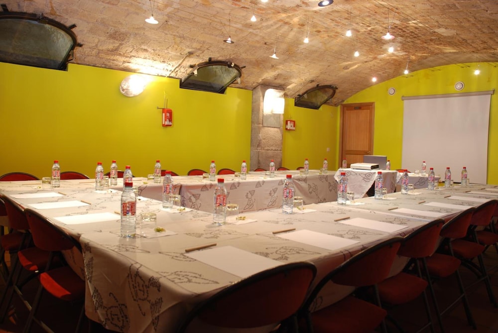 Hotel Claret Bercy 42/48