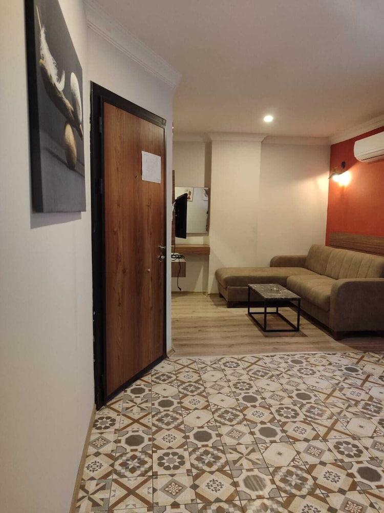 Terra Rossa Suites 34/44