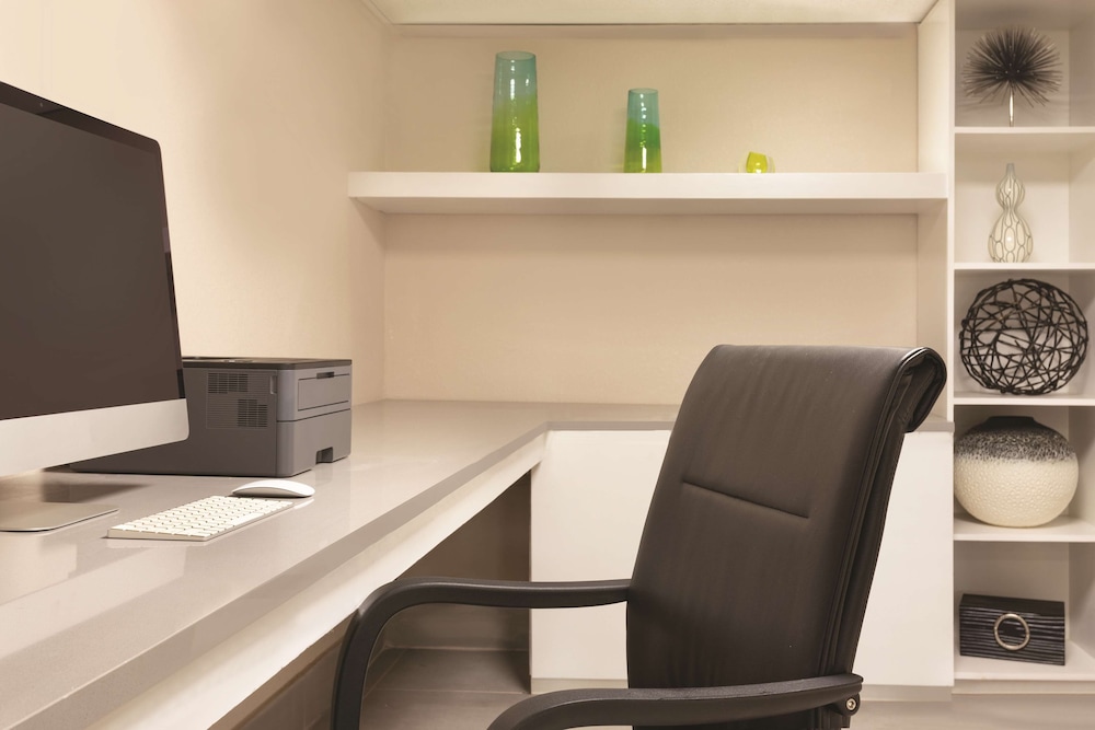 Country Inn Suites By Radisson North Little Rock 5/30