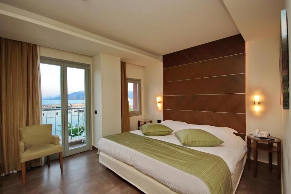 Astros Beach Hotel 14/55