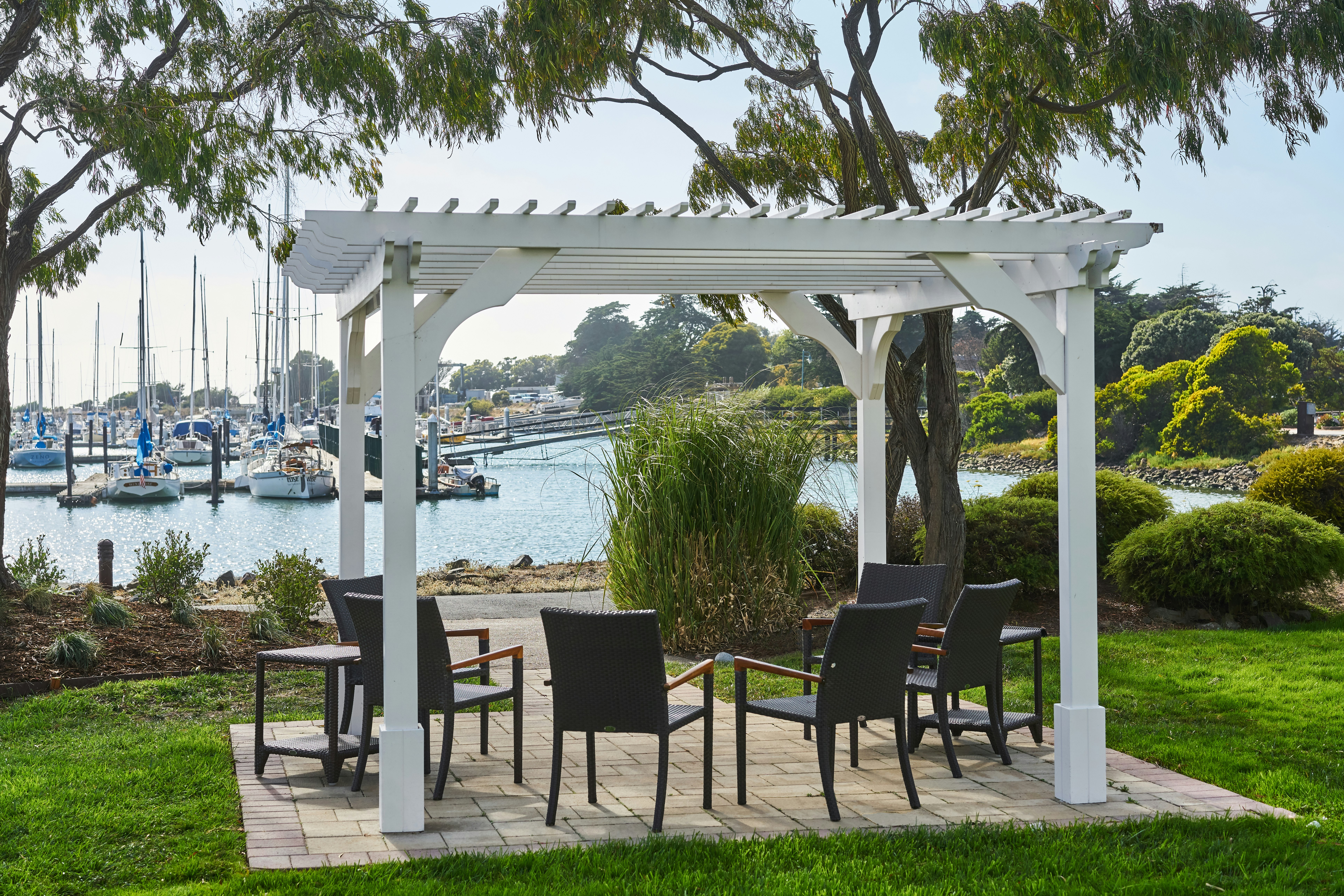 DoubleTree by Hilton Hotel Berkeley Marina 80/83