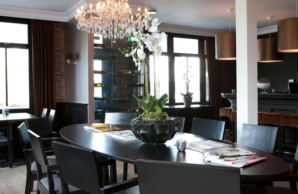 FLETCHER HOTEL-RESTAURANT DUINZICHT 38/62