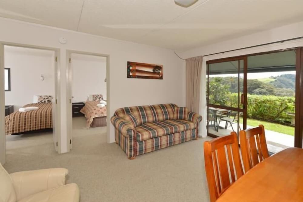 Falls Motel & Waterfront Campground 50/66