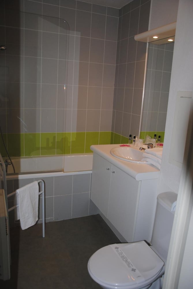 Nemea Home Suite Nancy Centre 48/48