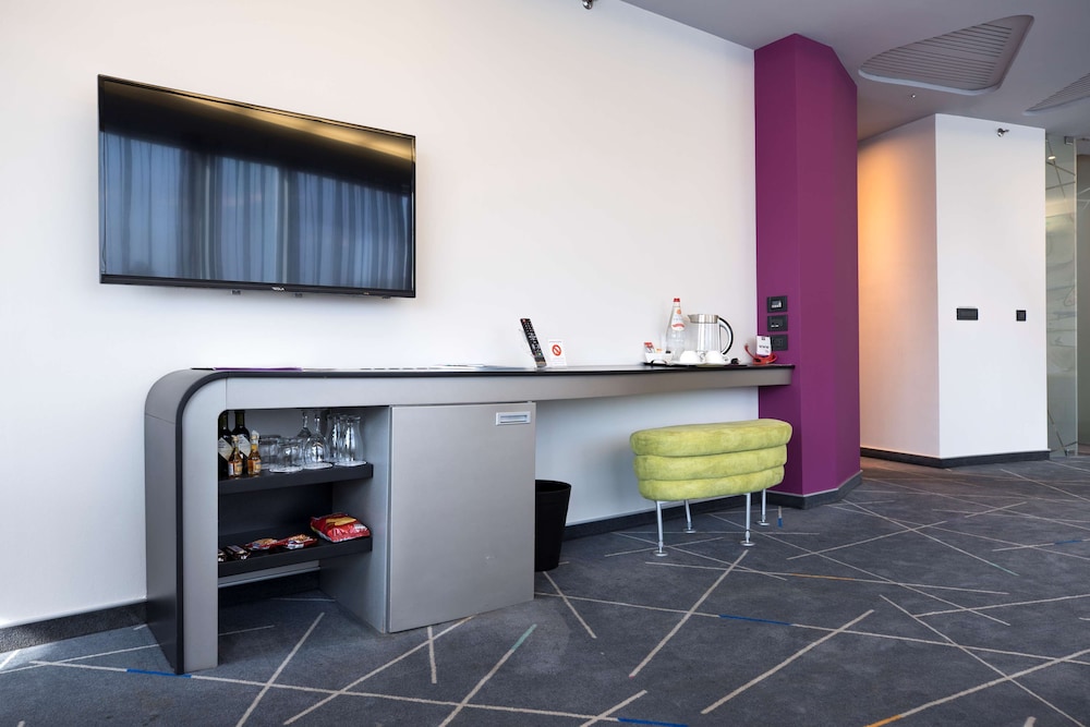 Lobby at Goldent Tulip Zira Belgrade, BELGRADE