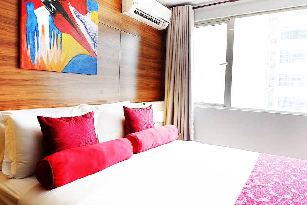 Valero Grand Suite By Swiss-Belhotel Makati 18/36