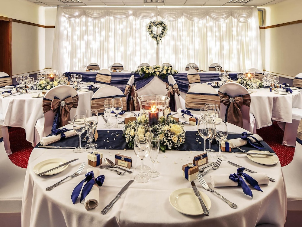 Mercure Maidstone Great Danes Hotel 56/75