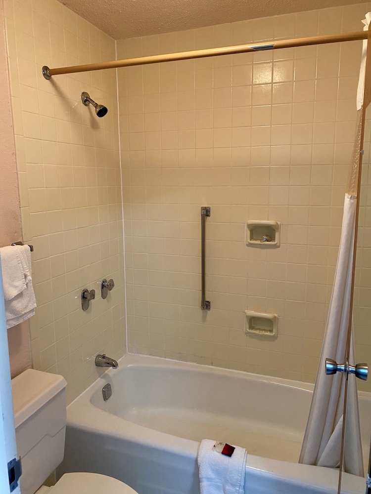 Motel6 Marianna, FL 53/60