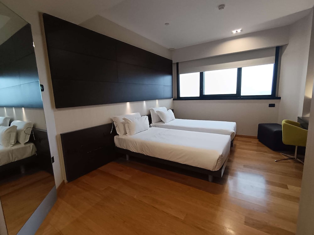 STANDARD, TWIN BEDS
