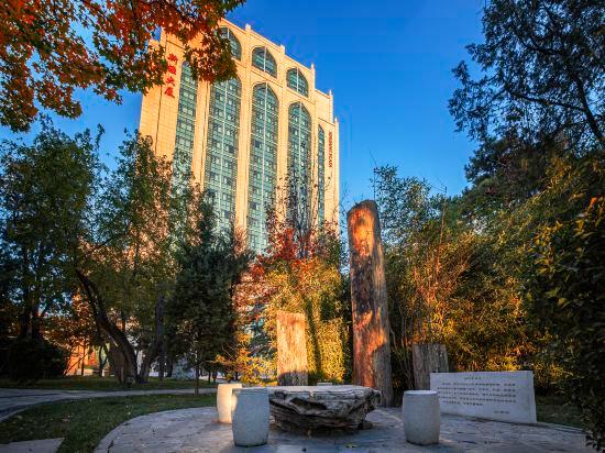 Hotel Xinjiang - Beijing 6/36