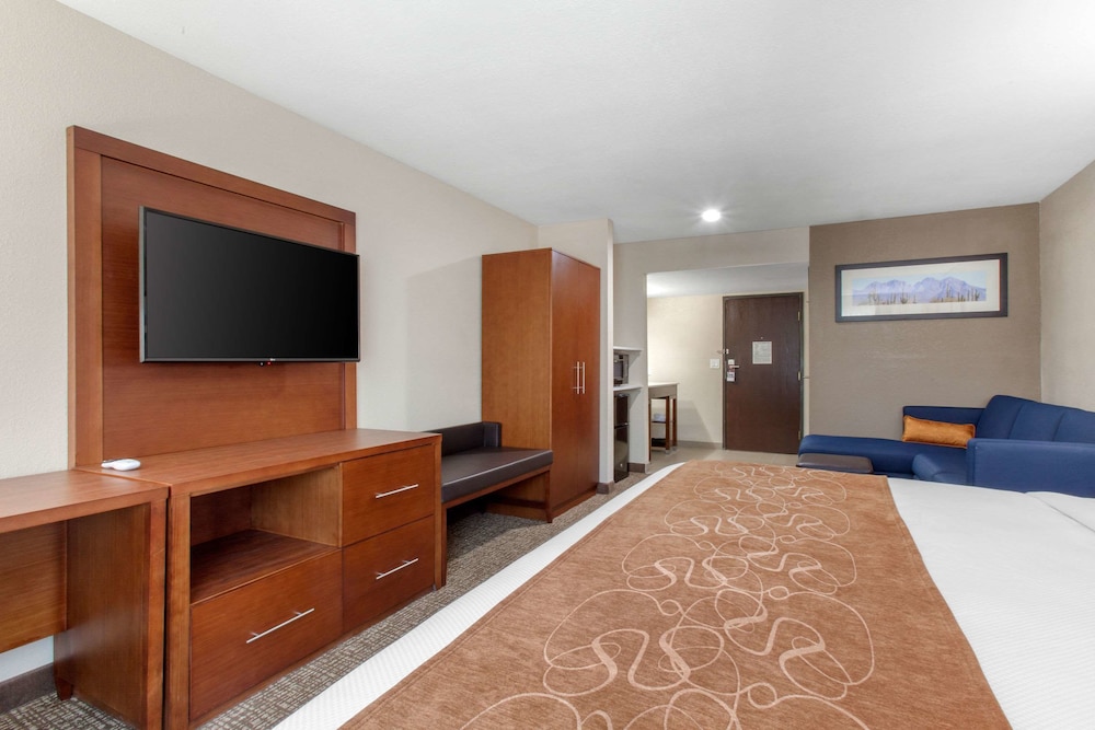 Comfort Inn Suites Pinetop Show Low 7/28