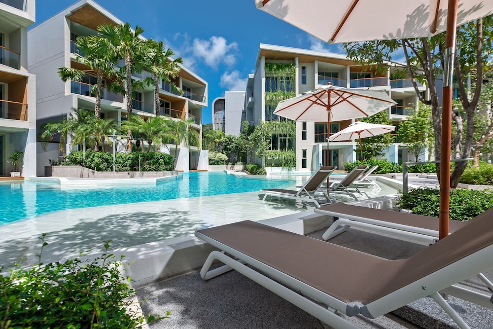 Wyndham Grand Nai Harn Beach Phuket 42/50