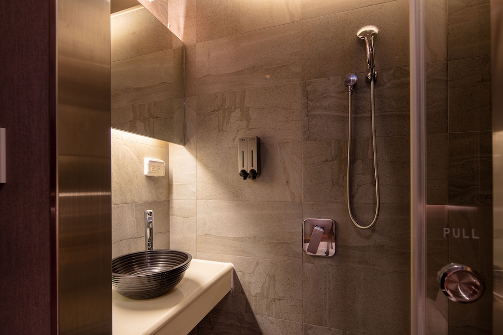 Goodmore Hotel Shida 39/40