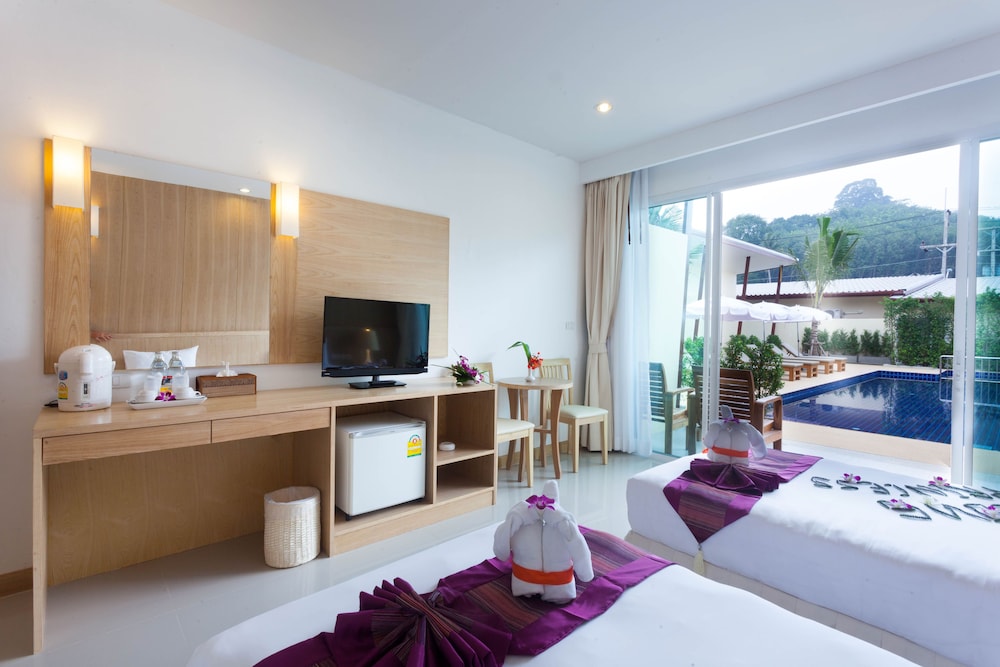 Chalong Princess Pool Villa Resort 27/37