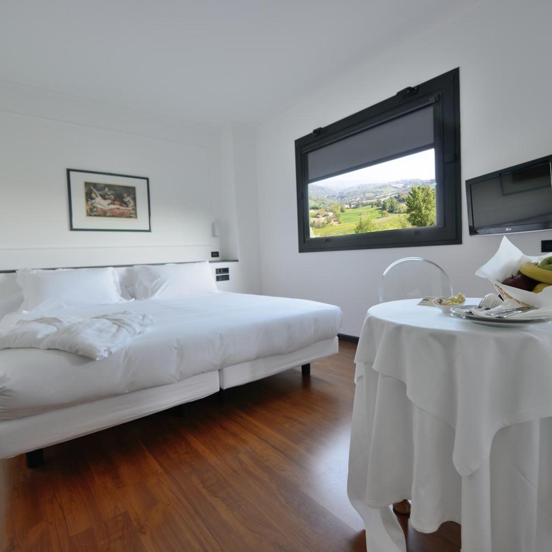 Junior Suite, Hill View