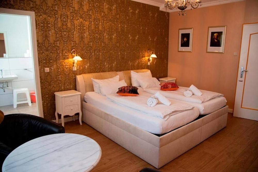 Hotel zum Goldenen Stern 12/50