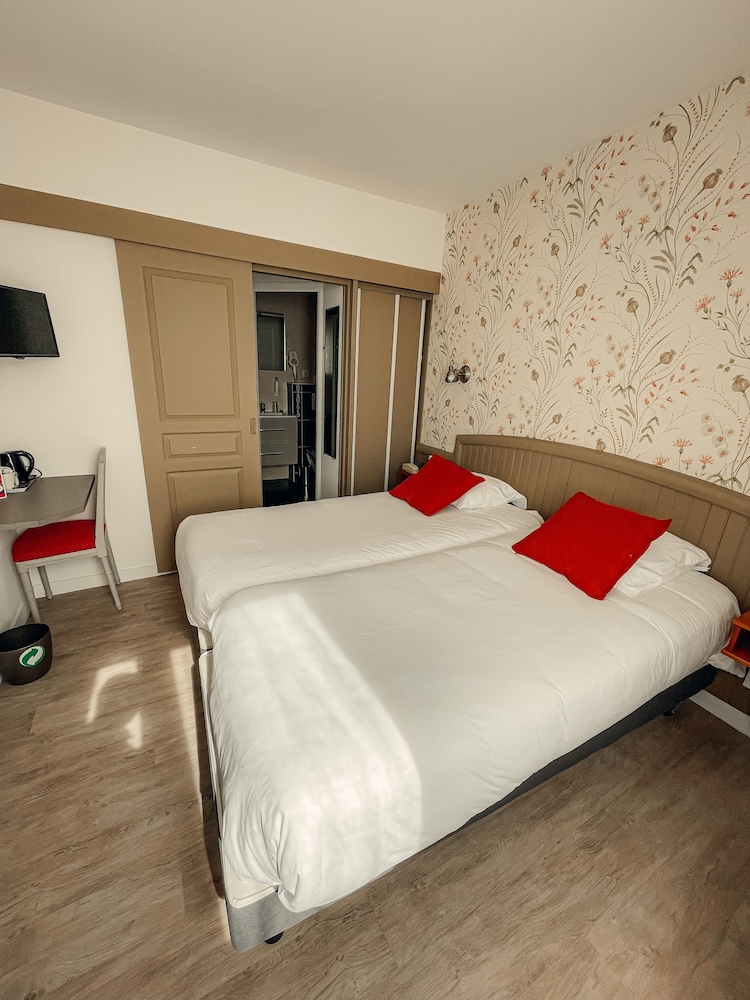 STANDARD, DOUBLE OR TWIN BED