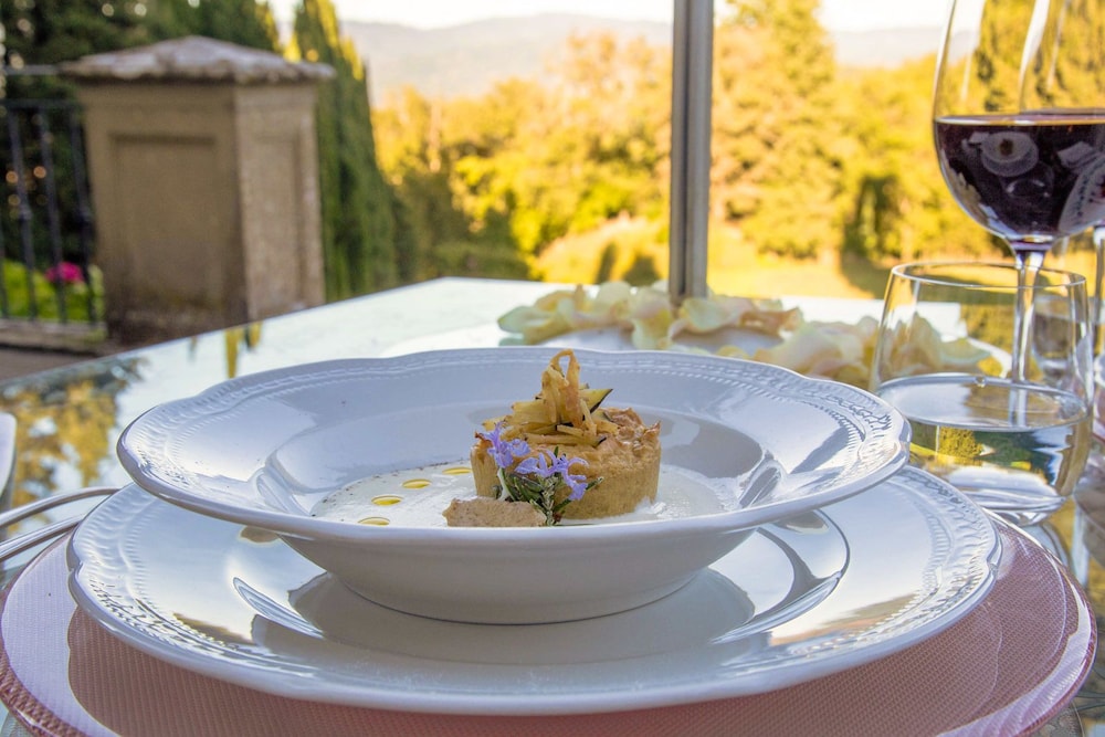 Villa Campestri Olive Oil Resort 15/48