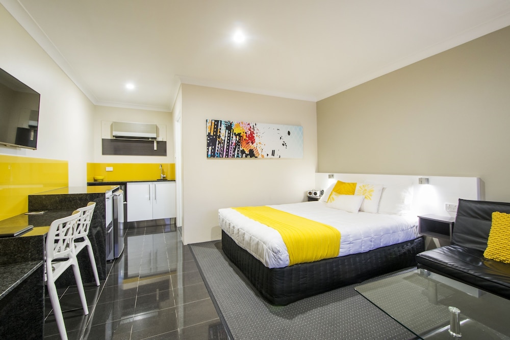The Abbey Motor Inn 22/44