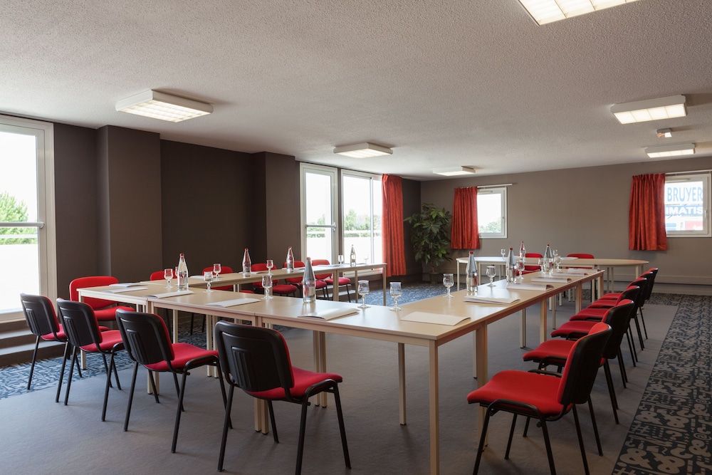 Hotel the Originals Dax Nord Les Bruyeres 37/49