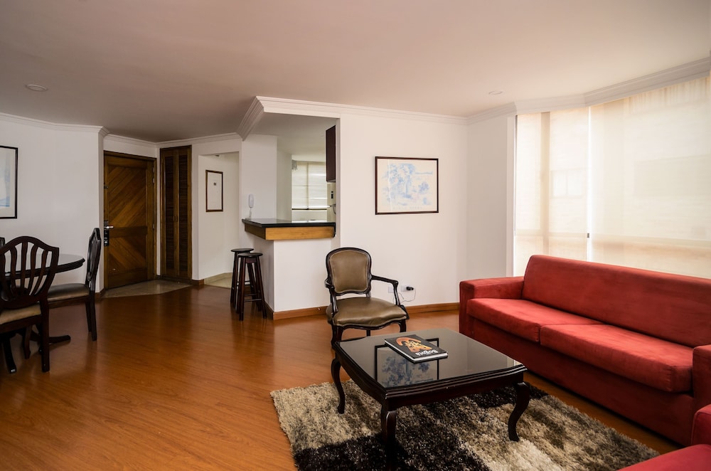 Travelers Apartamentos Y Suites Fontana Plaza 26/47