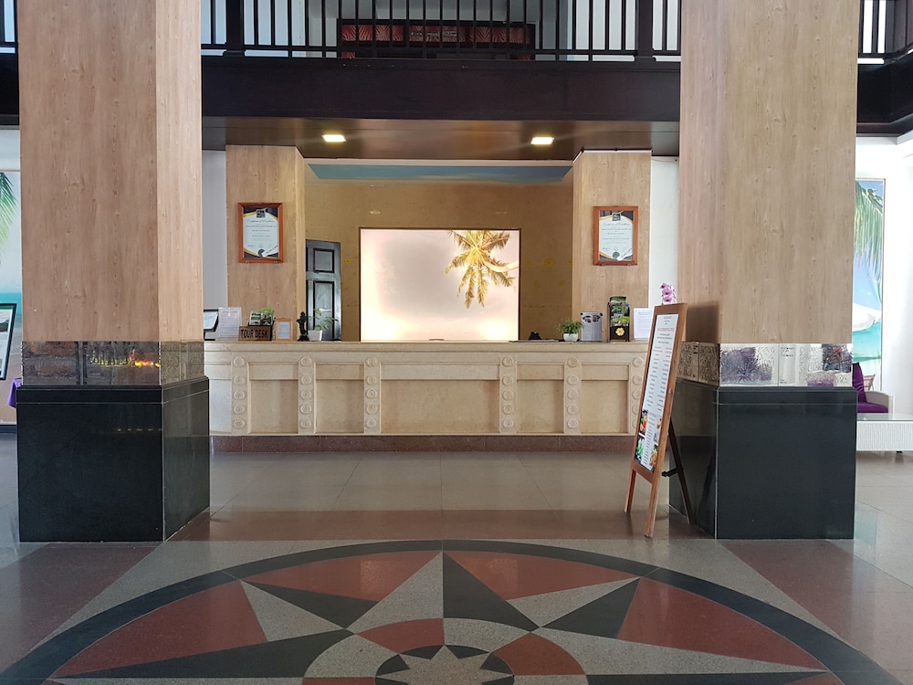 River Beach Resort and Residences 8/76