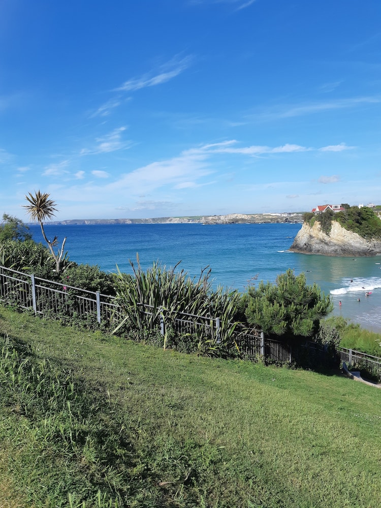 Tregella Guest House 45/50