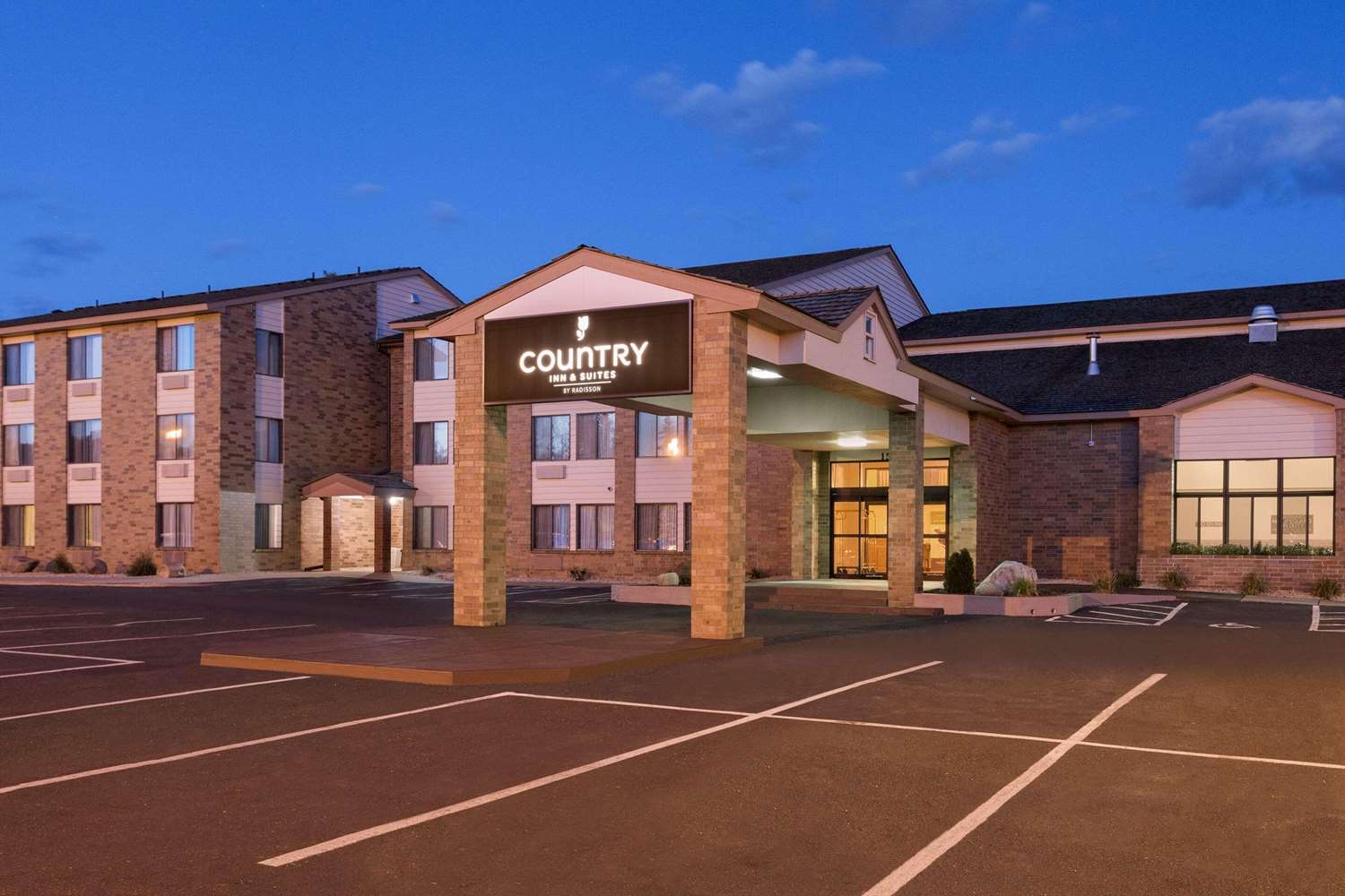 Country Inn and Suites by Radisson Coon Rapids MN 15/32