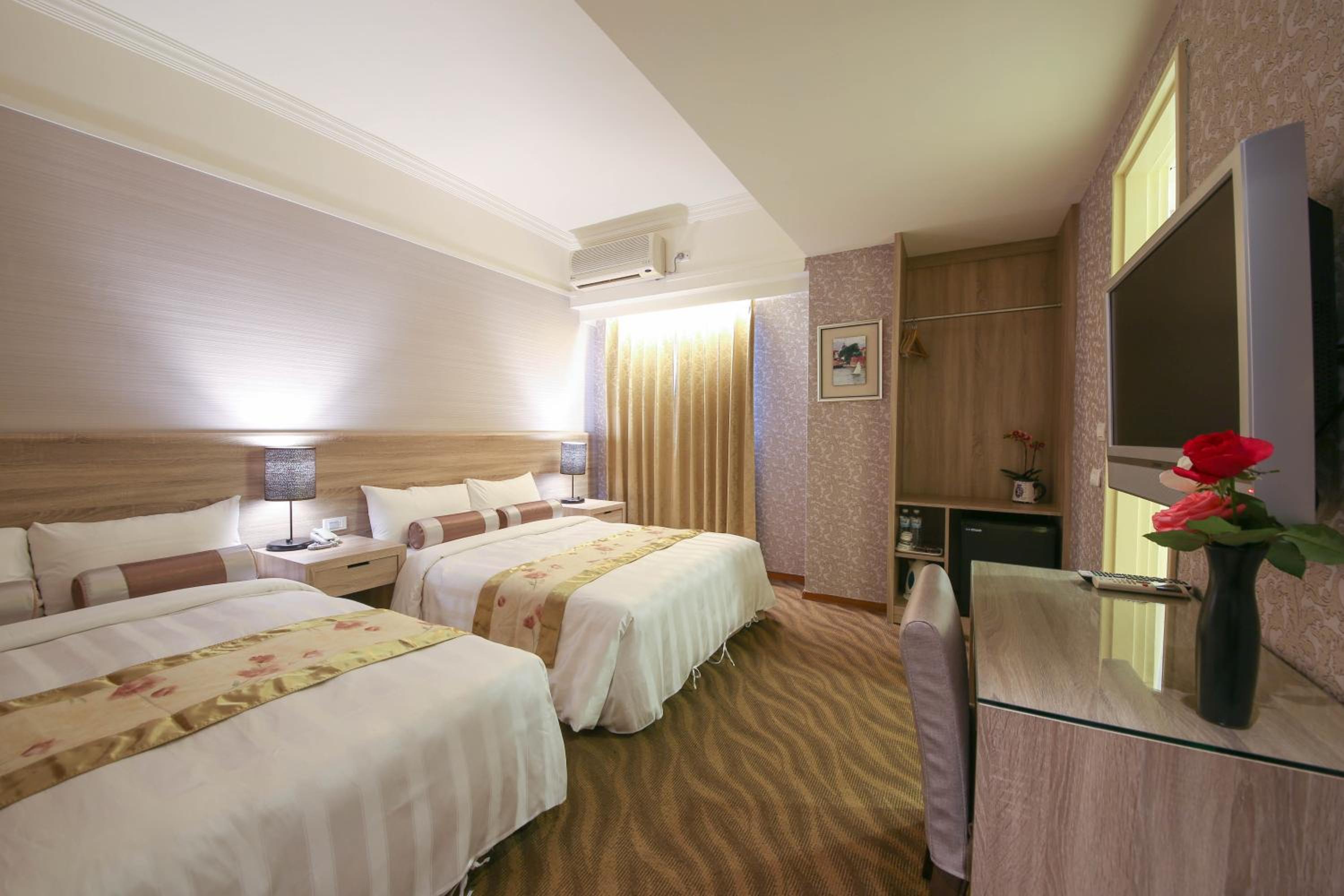 غرفة عائلية بسريرين مزدوجين، Unique Holiday Hotel 3/3