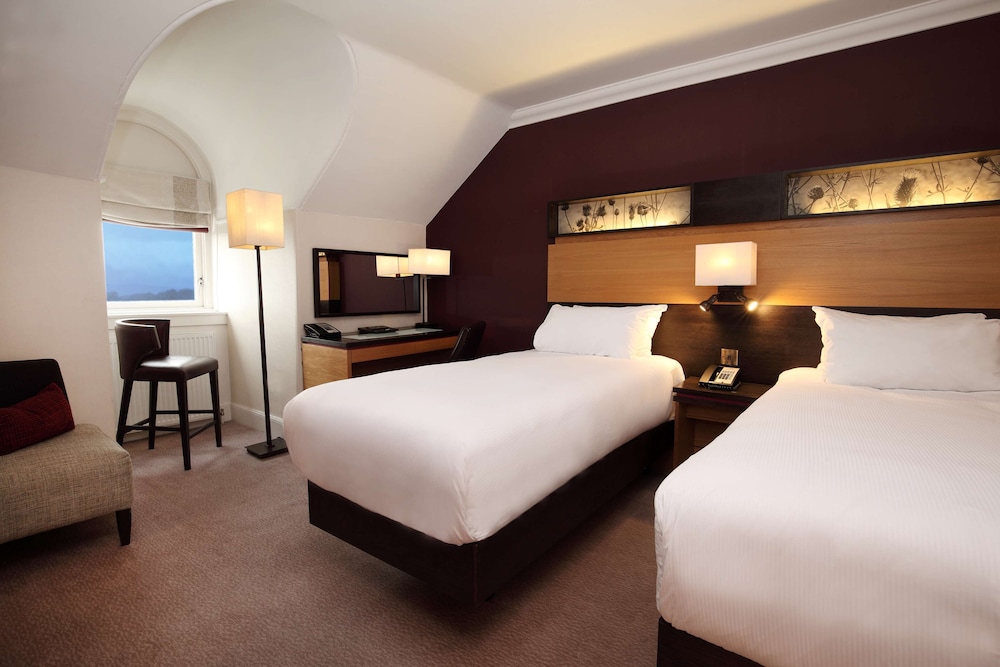 Room at DoubleTree by Hilton Dunblane Hydro, DUNBLANE