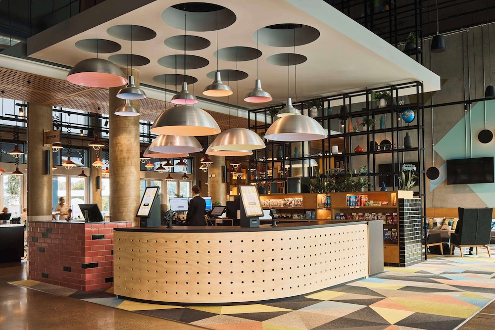 Atura Adelaide Airport Hotel 5/49