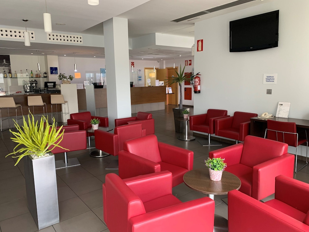 HOLIDAY INN EXPRESS VITORIA 28/43