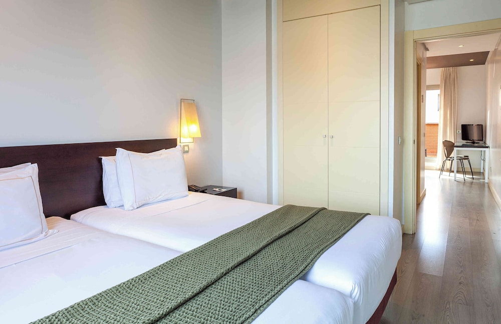 Suites Viena Plaza de Espana 12/61