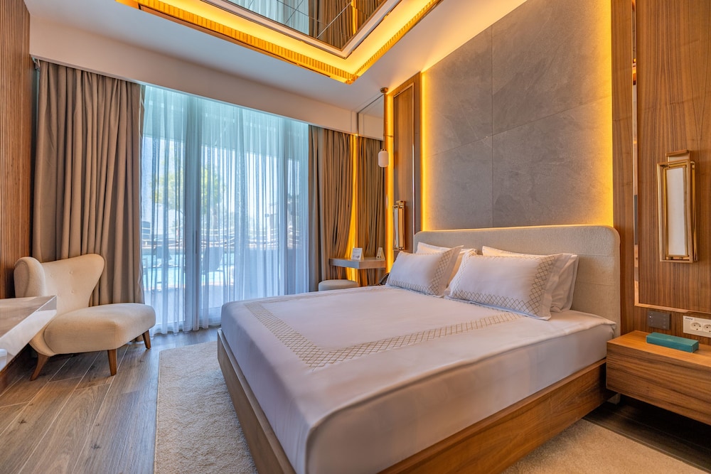 Qlusive Hotel 9/50