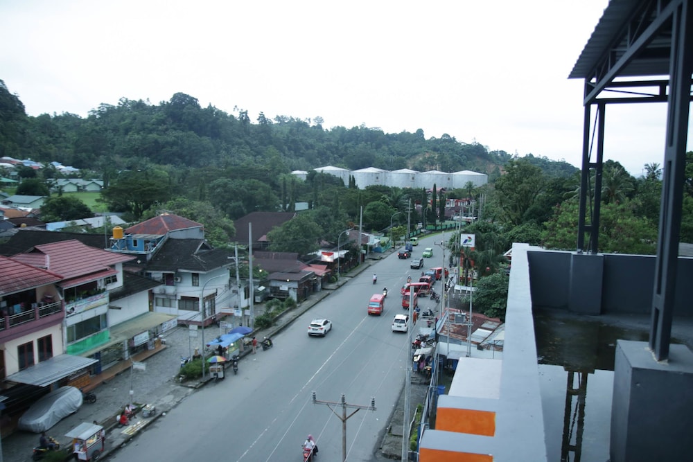 OYO 1006 Azzahra Guest House 15/16