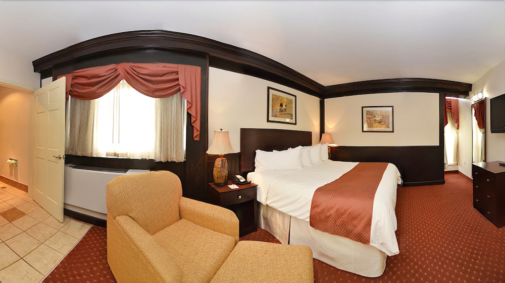 Best Western Plus Plattsburgh 38/47