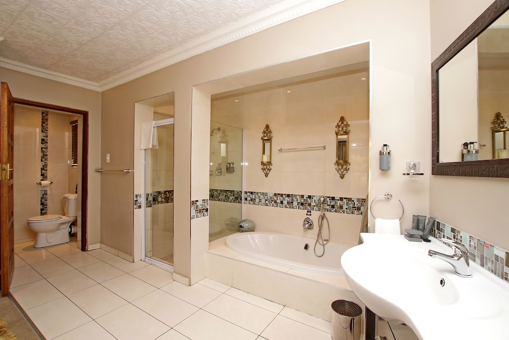 Arum Place Guest House 44/50